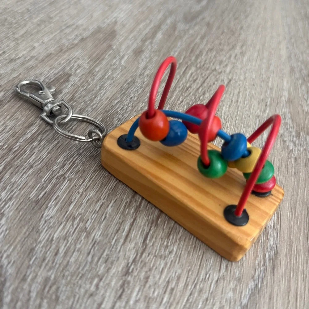 VTG 2000 Maxim Enterprise Wooden Bead Maze Keychain Fidget Toy 35502 Multicolor